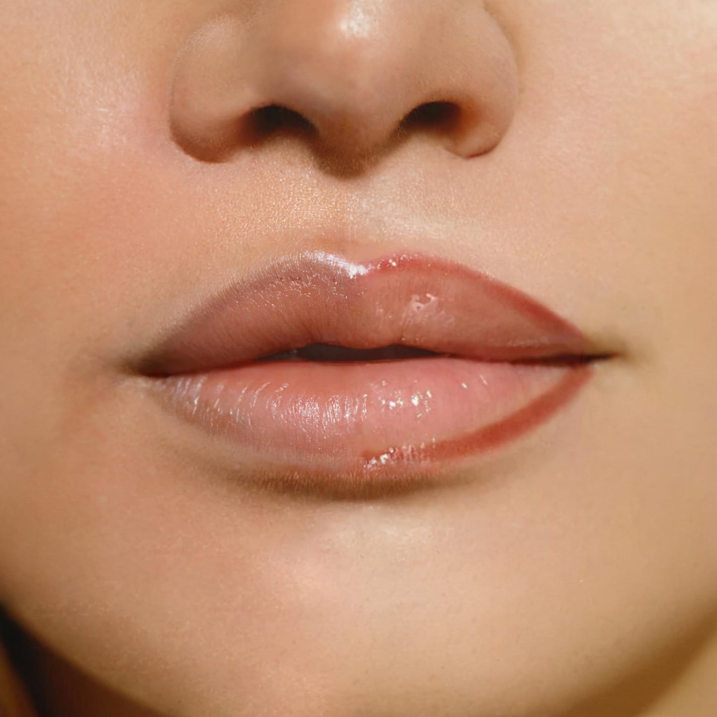 Lipsly: Konturka na rty