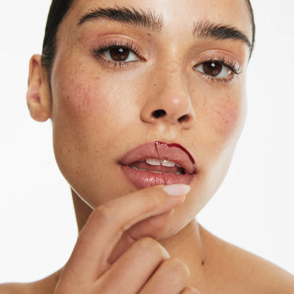 Lipsly: Konturka na rty